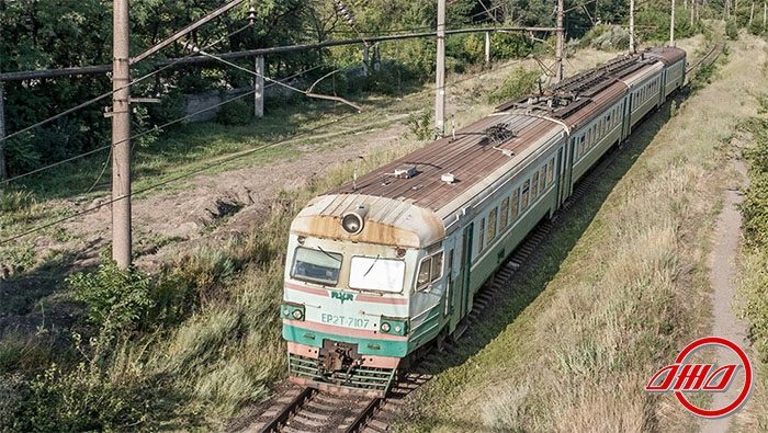 Электричка Углегорск-Байрак Пассажирская служба Государственное предприятие Донецкая железная дорога Донецкая народная республика