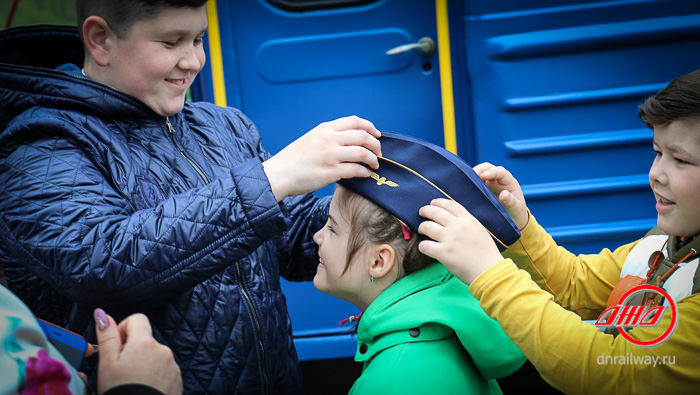 Пассажиры Детской железной дороги ГП Донецкая железная дорога пилотка синяя