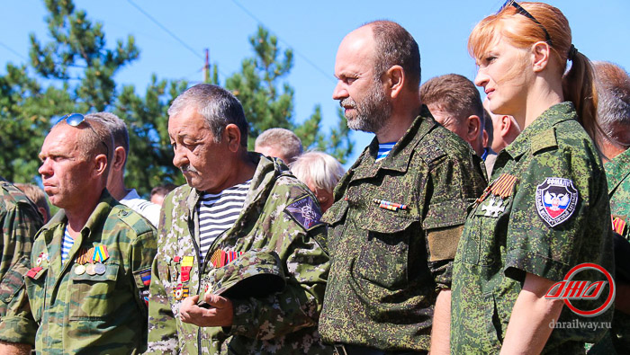 Иловайск ветераны посещение могил павших воинов возложение цветов Государственное предприятие Донецкая железная дорога Донецкая народная республика