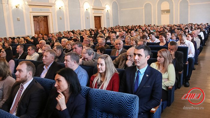 Награждение День защитника Отечества Государственное предприятие Донецкая железная дорога Донецкая народная республика Трансграничный концерн Железные дороги Донбасса