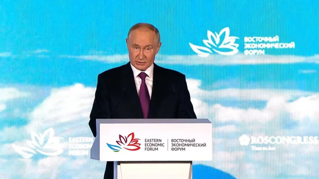 Владимир Путин выступление восточный экономический форум БАМ электрификация Федеральное государственное унитарное предприятие Железные дороги Новороссии Донецкая Народная Республика Российская федерация