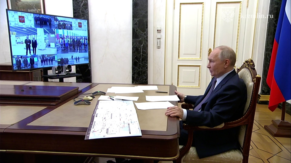 Владимир Путин видеоконференция открытие аэропорты Магадан Чебоксары Ставрополь Федеральное государственное унитарное предприятие Железные дороги Новороссии Донецкая Народная Республика Российская федерация