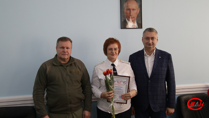 8 Марта поздравление женщины награждение лучшие работницы Федеральное государственное унитарное предприятие Железные дороги Новороссии Донецкая Народная Республика Российская федерация
